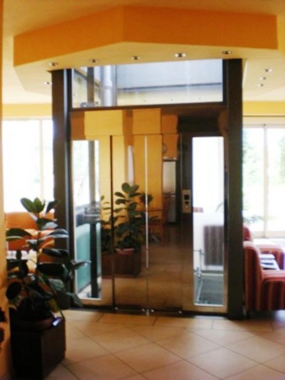 Hotel Florida Tirrenia Eksteriør bilde