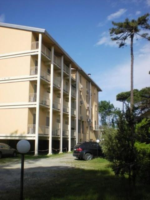 Hotel Florida Tirrenia Eksteriør bilde